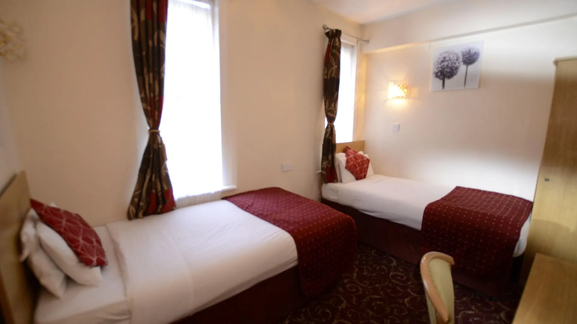 Britannia Inn Hotel Ilford 3*,  United Kingdom